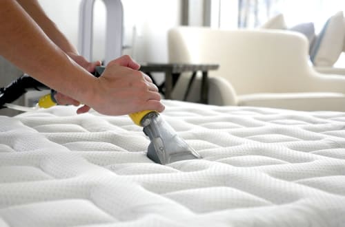Titlking size mattress cleaning